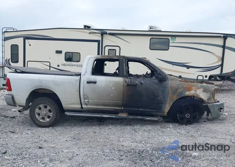 2023 Ram 2500 Big Horn 4X4 6'4 Box from USA, damaged, VIN 3C6UR5DJ3PG558459